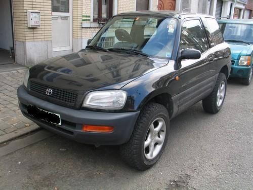 TOYOTA RAV 4