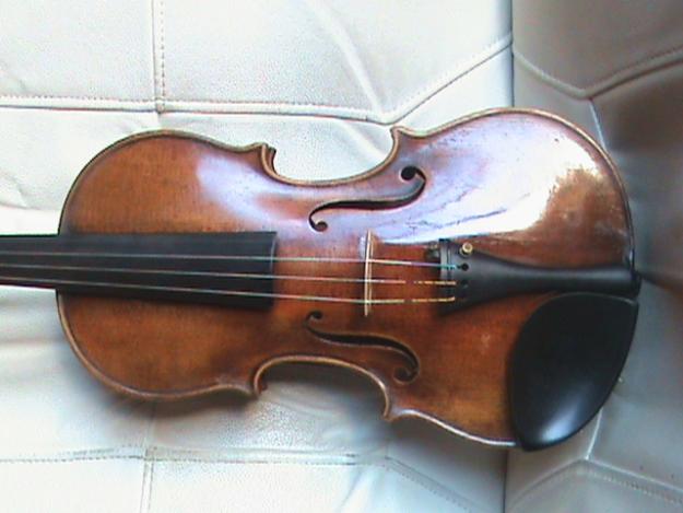 Vendo violín franceso ruggieri 16?? precioso sonido y color