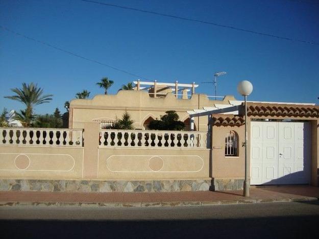 Chalet en venta en Torrevieja, Alicante (Costa Blanca)