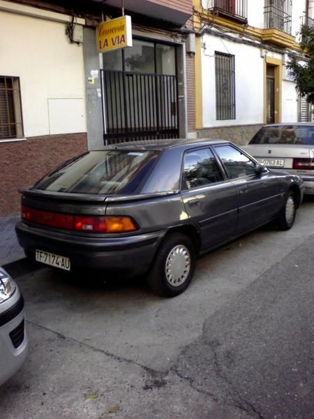 ESTUPENDO MAZDA 323 F EN MUY BUEN ESTADO SE VENDE SOLO 1800