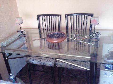 Vendo Mesa de comedor y mesita auxiliar