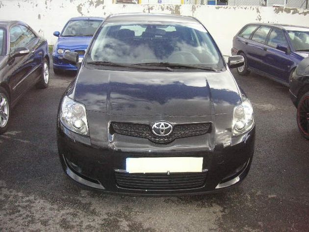 TOYOTA Auris 2.2D-4D Sport 177