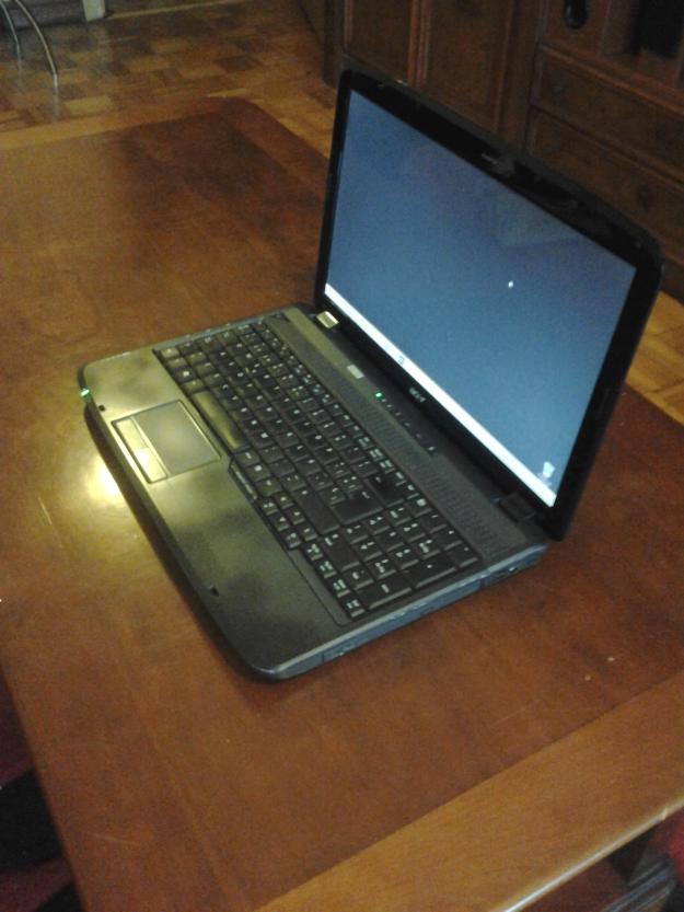 Portatil Acer Aspire Disco Duro 500gb Memoria Ram 4Mb