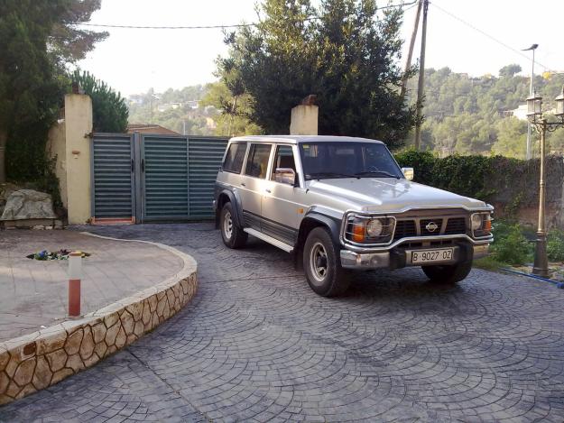 SE VENDE NISSAN PATROL GR Y60WAGON