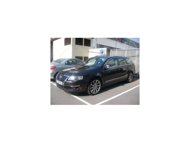 VOLKSWAGEN PASSAT 2.0 FSI HIGHLIN