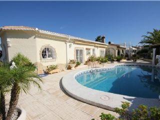 Chalet en venta en Benidoleig, Alicante (Costa Blanca)