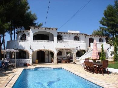 Chalet con 7 dormitorios se vende en Moraira, Costa Blanca