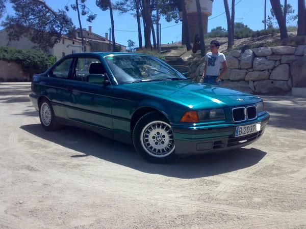 Se vende Bmw 320i coupé 3.500