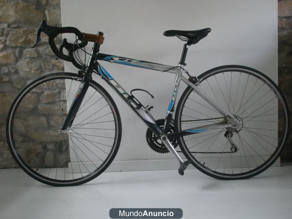 Vendo bicicleta de carreras bh race one r1