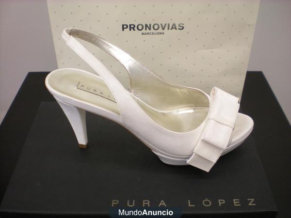 Zapatos de novia Pura López 2012