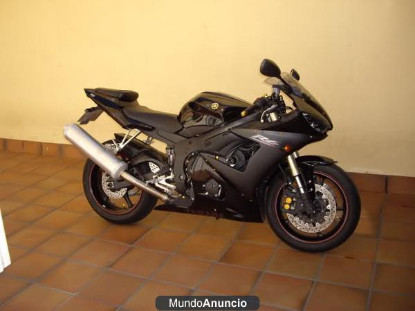 se vende yamaha r6