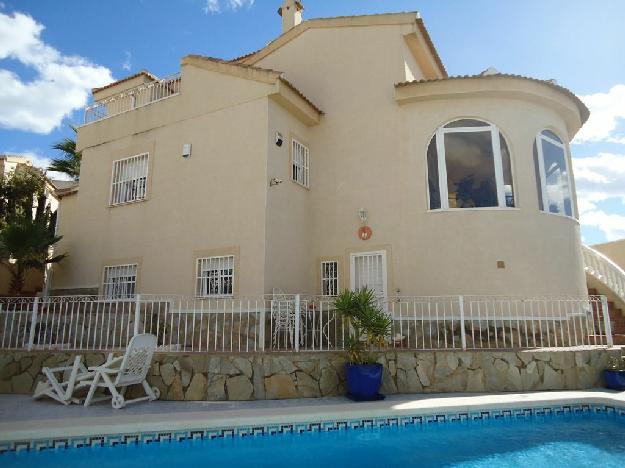 Chalet en venta en Benimar, Alicante (Costa Blanca)