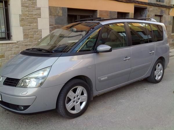 RENAULT GRAND ESPACE PRIVILEG 2.2 DCI