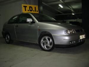 1.300   - seat cordoba 1.9 tdi sx con todos los extras año 98 muy bueno  130$0 llantas alu	 (barcelona)  Envía un email