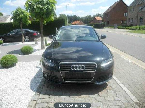 Audi A4 2.0 TDI *Navegador * Parcktro