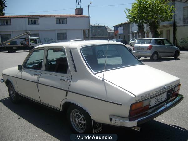 RENAULT 12