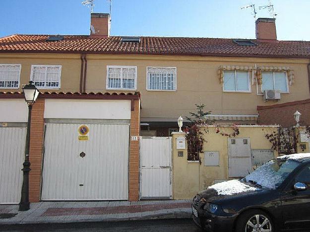 Casa adosada en Moraleja de Enmedio