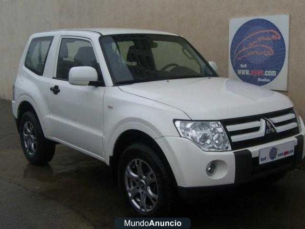 Mitsubishi Montero 3.2DI-D Intense