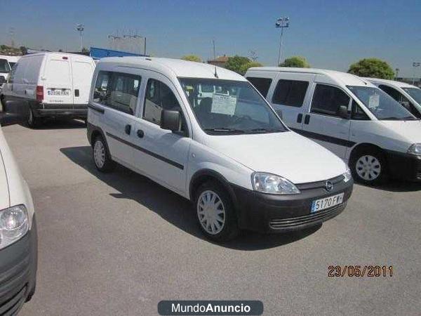 Opel Combo 1.3 cdti combi tour