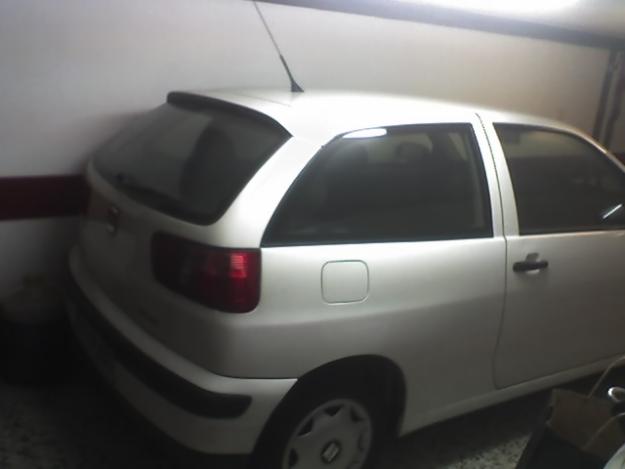 se vende seat ibiza stella 1.4 3p