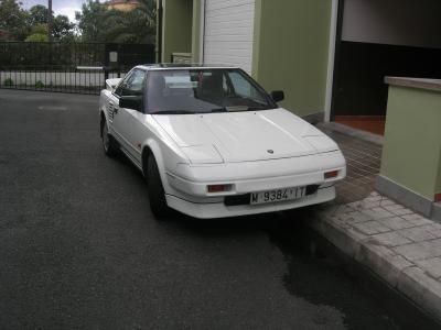 Toyota MR2