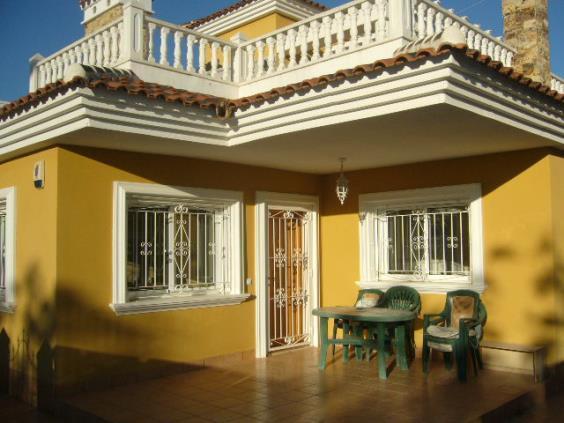 Casa adosada en Alcazares, Los