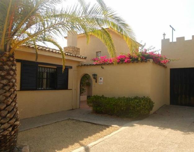 Chalet en venta en Nucia (la), Alicante (Costa Blanca)