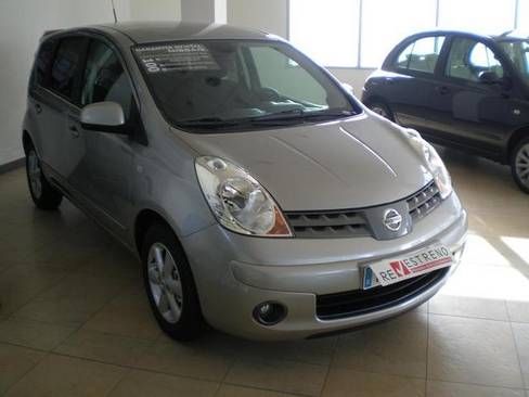 Nissan Note 1.6i Tekna 110 cv