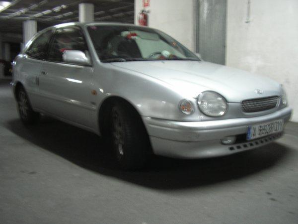 TOYOTA COROLA LUNA DIESEL 99` POR 2500 EUROS