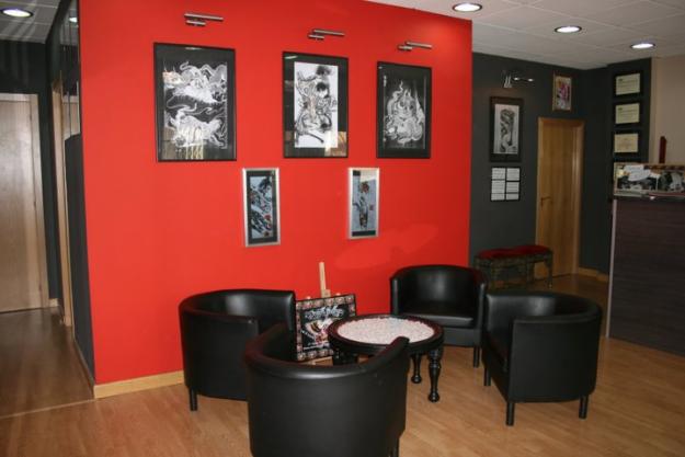 TRASPASO ESTUDIO DE TATUAJES Y PIERCING ALCORCON MADRID