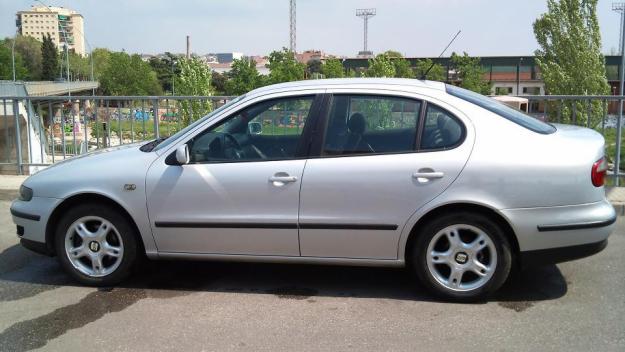 SEAT TOLEDO 1.9 TDI 110CV IMPECABLE- PERFECTO ESTADO