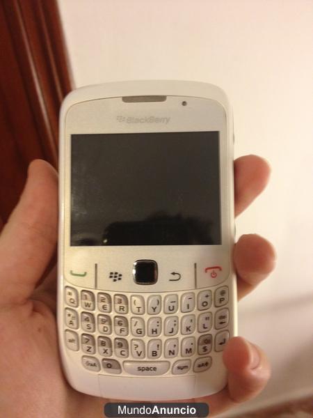 SE VENDE BLACKBERRY 8520 SIN USAR