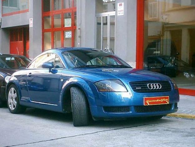 Venta de coche Audi TT 1.8 T 180 Cv '01 en Lugo