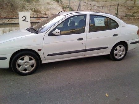 RENAULT MEGANE CLASSIC BT - CADIZ