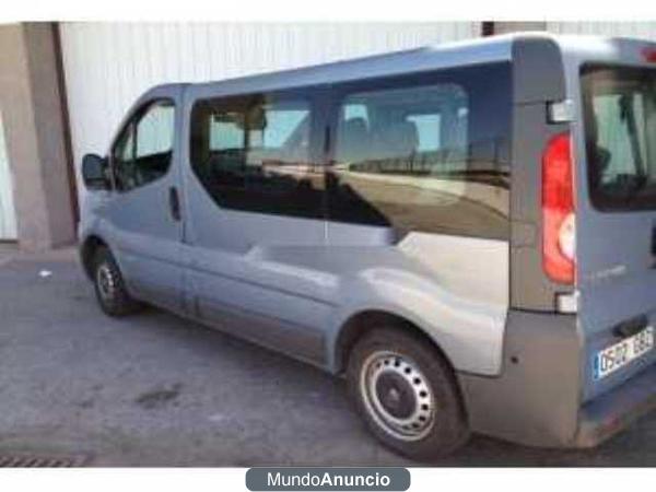 Renault Traf. 2.0dci Com.9 27 Cn 115