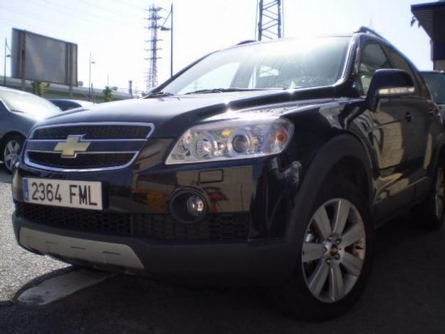 Venta de coche Chevrolet CAPTIVA 2.0 VCDI LTX AUT '07 en Vitoria