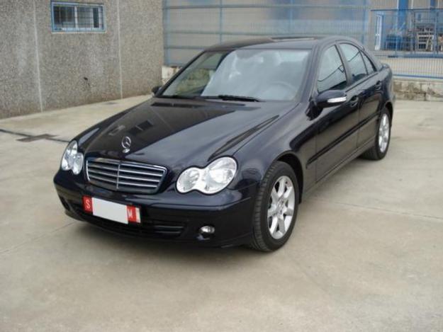 Venta de Mercedes C 220 CDI '06 en Huesca