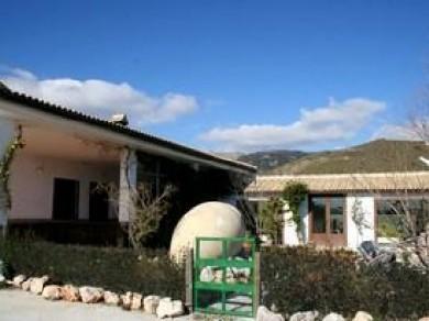 Chalet con 3 dormitorios se vende en Colmenar, Axarquia