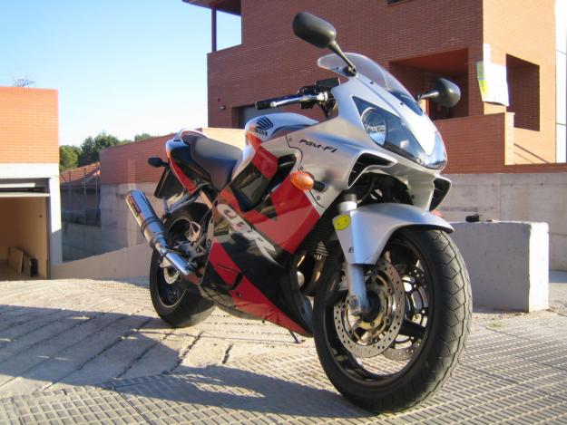 HONDA CBR 600 F