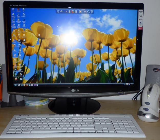 OFERTON,   VENDO PC ASUS I PANTALLA LG DE 24 PULGADAS