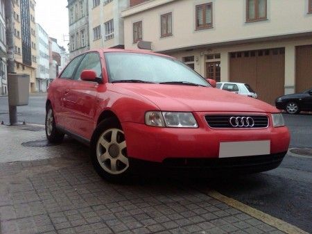 AUDI A3 1.9 TDI 110CV 3P AMBITION - Lugo