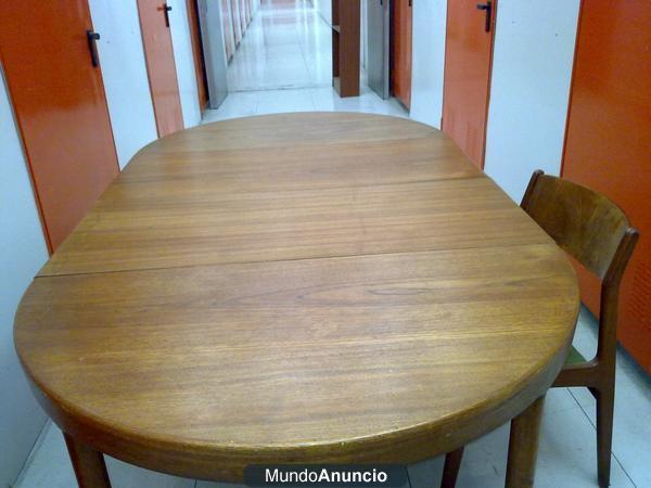 MESA DE COMEDOR DANESA años 60, EXTENSIBLE