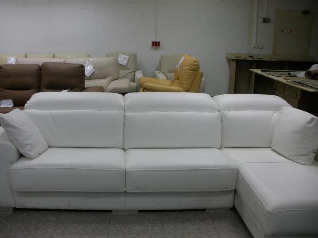 Sofá chaiselongue en pura piel blanca, super chollo!!!!!!