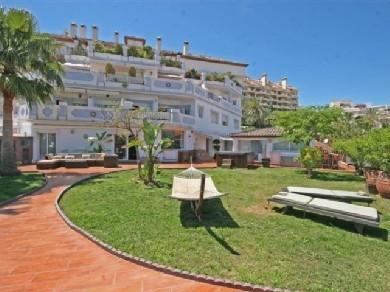 Apartamento con 7 dormitorios se vende en Marbella, Costa del Sol