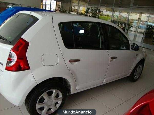 Dacia Sandero LAUREATE DCI 90 CV-NUEVO!!