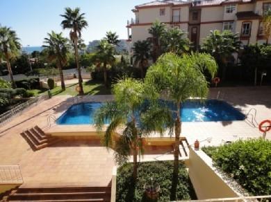 Apartamento con 2 dormitorios se vende en Benalmadena Costa, Costa del Sol