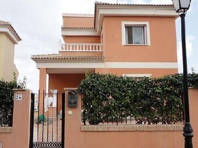 Chalet con 6 dormitorios se vende en Villamartin, Costa Blanca