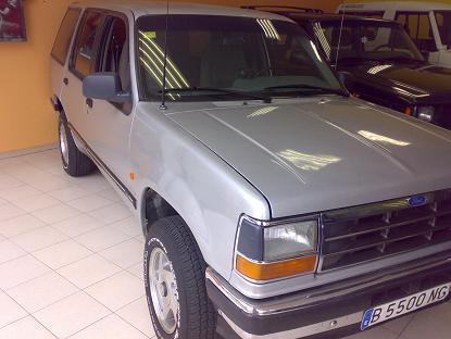 Ford 4x4 explorer automatico perfecto muy bien conserbado €1250...  bola de remolke 4 puer