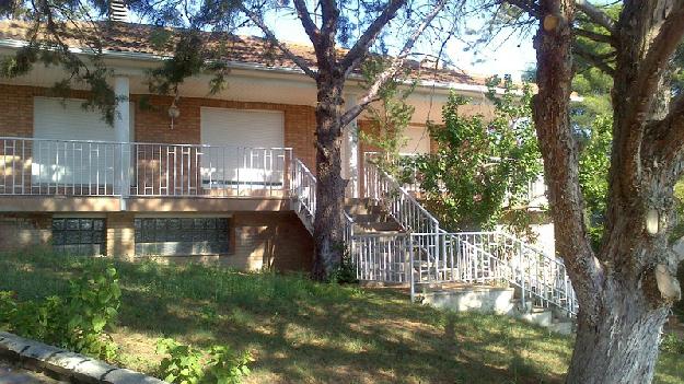 Chalet en Villanueva de Gállego