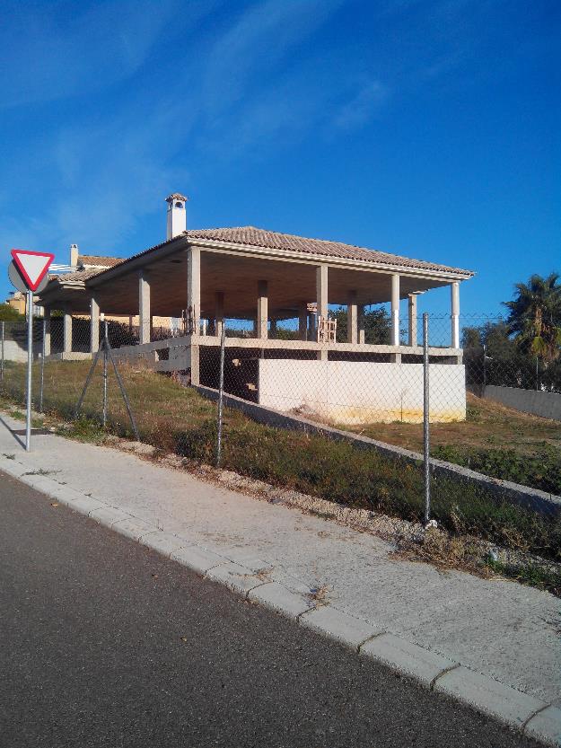 Casa de 400 M2 en parcela de 1500 M2